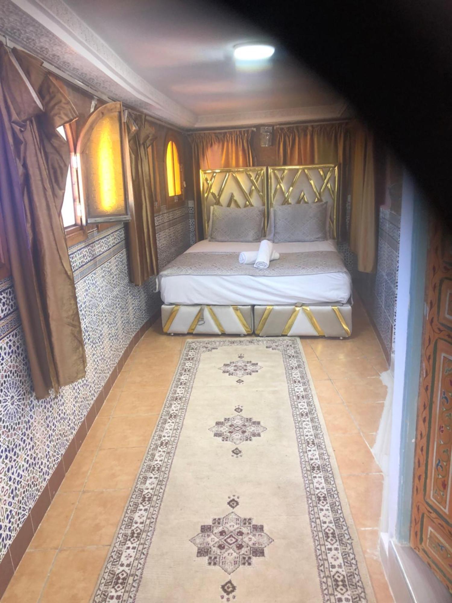 مكناز Riad Malak المظهر الخارجي الصورة
