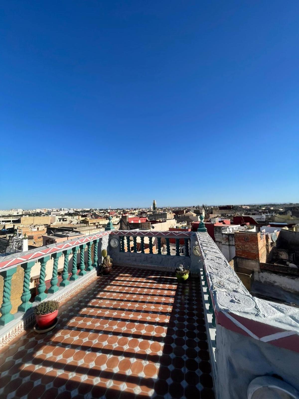 مكناز Riad Malak المظهر الخارجي الصورة
