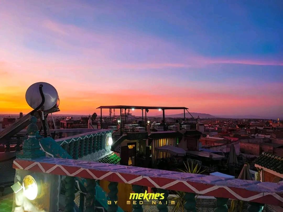 مكناز Riad Malak المظهر الخارجي الصورة